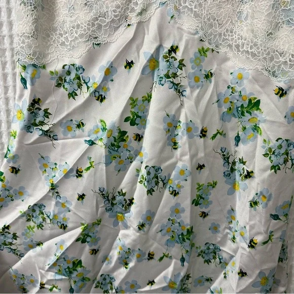 Victorias Secret slip dress - Picture 4 of 8